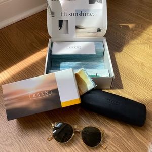 New Raen Remmy Champagne Crystal Green Polarized Sunglasses